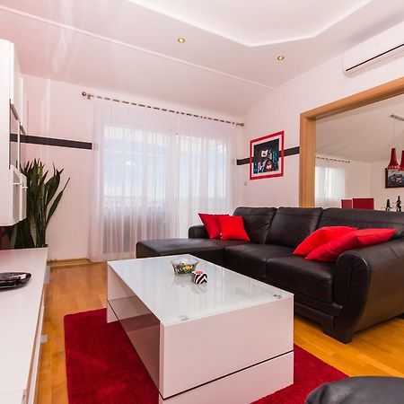 Apartments Barba Trogir Exterior photo