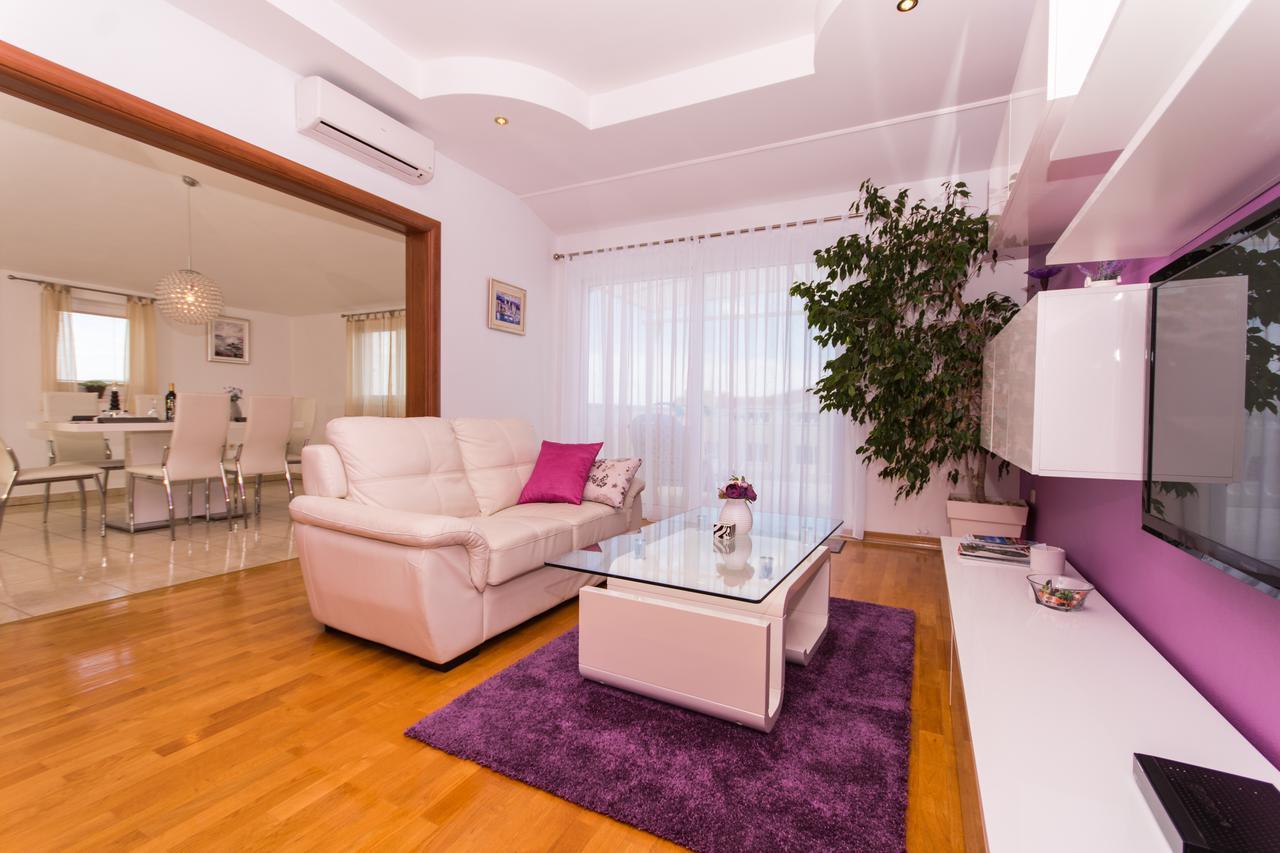 Apartments Barba Trogir Exterior photo